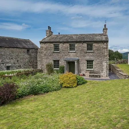 Casa vacanze 5 Bed In Witherslack Sz281